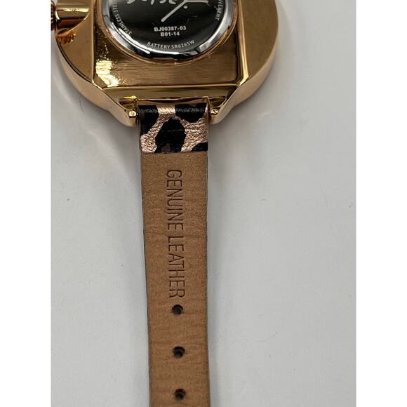 Betsey Johnson Women's Leopard-Print Leather Strap Pave 32mm BJO0251-01 Watch - Picture 8 of 13